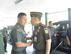 Dandim 0426/TB, Sambut Dengan Hangat Silaturahmi Kajari Tuba Kemakodim
