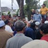 ratusan Massa Geruduk Kantor Bawaslu di Jalan Cendana Menggala, Tulang Bawang