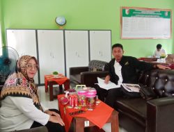 kunjungan awak media dalam rangka silaturahmi ke Sekolah Dasar Negeri 1 Ujung Gunung, Kecamatan Menggala
