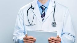 Praktik Ilegal Dokter di Apotek Kota Metro: Publik Desak Transparansi dan Tindakan Tegas