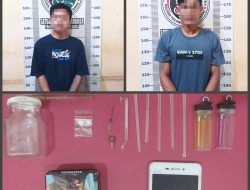 Satresnarkoba Polres Tulang Bawang Barat, Berhasil meringkus dua orang Pria Dewasa yang diduga sebagai pengedar sekaligus penyalahguna Narkotika jenis sabu di Kecamatan Tumijajar
