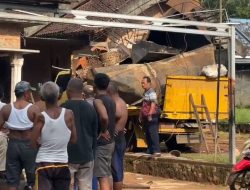 Tangki Meledak Saat Diperbaiki, Sopir dan Tukang Las Tewas Seketika