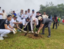 Pemkab Lampung Timur Tanam Pohon di Labuhan Ratu, Perkuat Komitmen Lingkungan Berkelanjutan