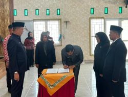 Sekda Lampung Timur Lantik 24 Kepala UPTD Puskesmas dan 14 Pejabat Fungsional, Dorong Inovasi dan Pelayanan Prima